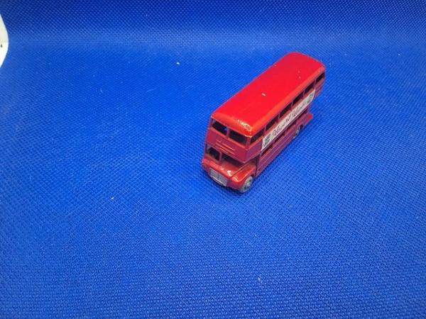Image 2 of Lesney matchbox no,5 Routemaster bus