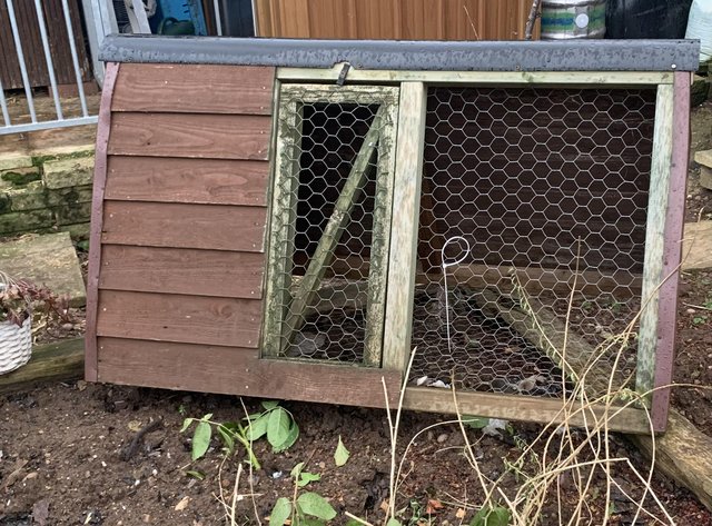 Preview of the first image of Small outdoor rabbit/Guinea pig run.