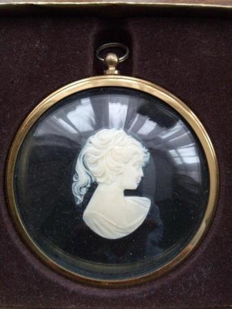 Image 1 of Peter Bates Pony Tailed Girl Cameo As New, boxed