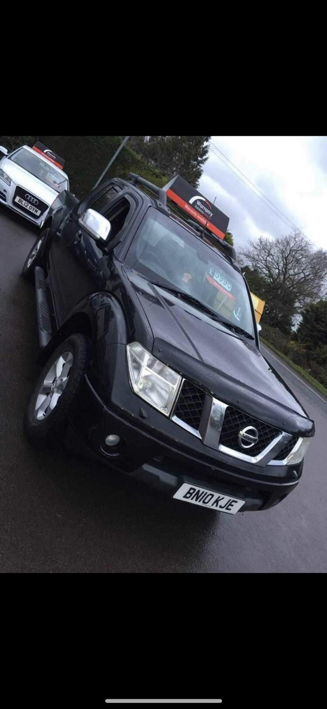 Preview of the first image of Nissan Navara Tekna D/C DCI.