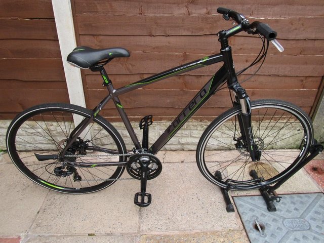 Preview of the first image of Carrera Crossfire 2 Hybrid Bike Large Very Good Condition Co.