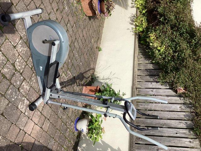 Preview of the first image of Elliptical Cross trainer by Carl Lewis.
