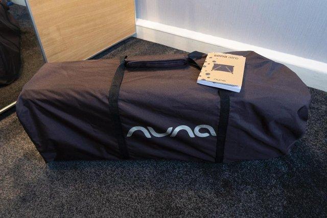 Image 3 of Nuna Sena Aire Travel Cot & Bassinet in Charcoal RRP £250