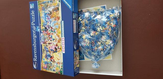 Image 1 of Disney 1000 piece jigsaw puzzle
