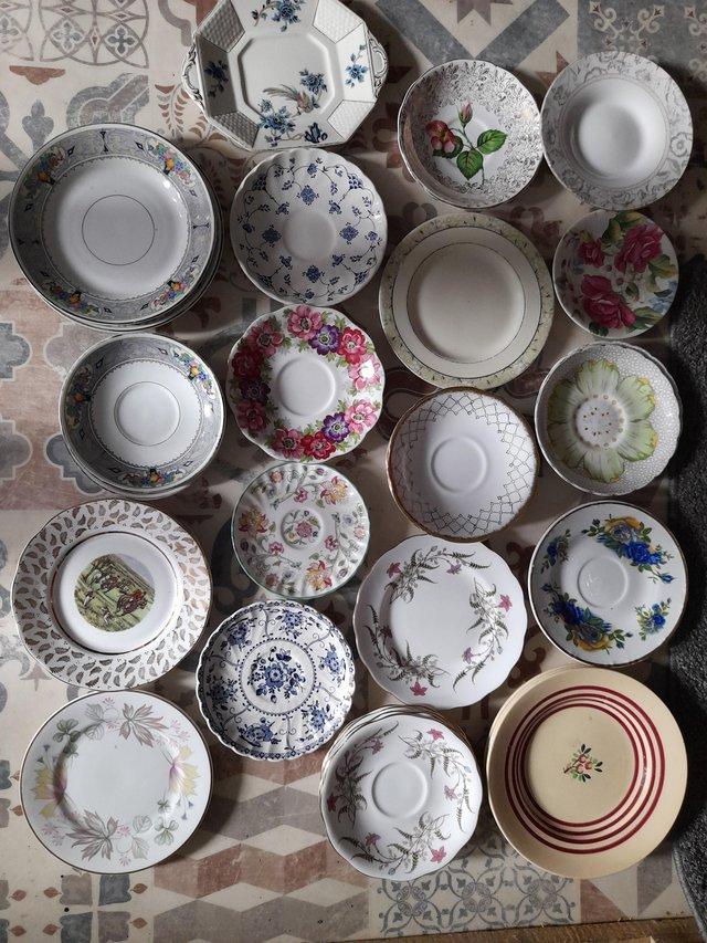 Preview of the first image of Vintage dinner plates, saucers..