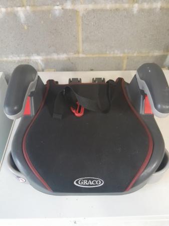 Image 2 of Graco Car Booster Seat with Retractable Cup Holders