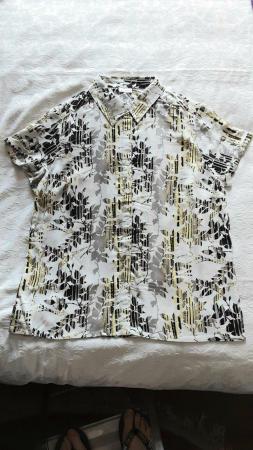 Image 1 of BLOUSE PATTERNED NEW UNWORN SIZE 12