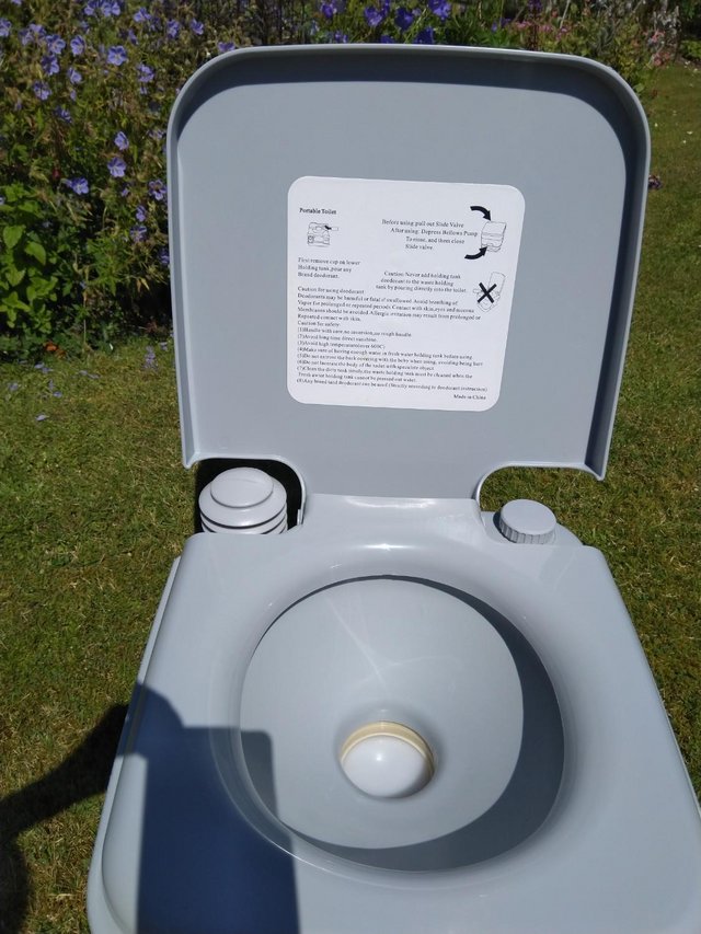 Preview of the first image of Homcom Portable Flush Toilet - Use During Illness/Incapacity.
