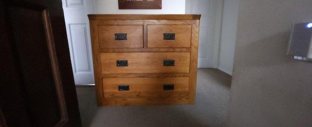Preview of the first image of Qualitu Solid Oak draw/unit - exceptional condition.