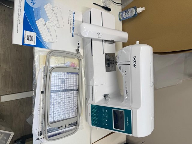 Brother Innov-is F580 Sewing and Embroidery Machine — Hobbies & Crafts in Colchester