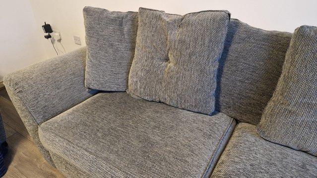 Preloved sofa outlet bed