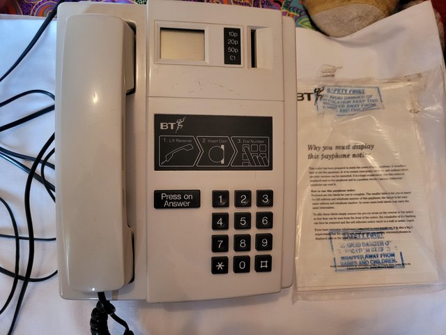 Preview of the first image of BT 190 Retro Working Payphone.