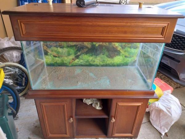 Image 4 of Fish Tank and Cabinet Good Condition