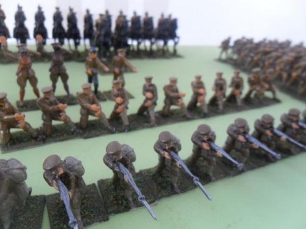 Image 21 of 156 figures First World War British soldiers 40mm Metal.