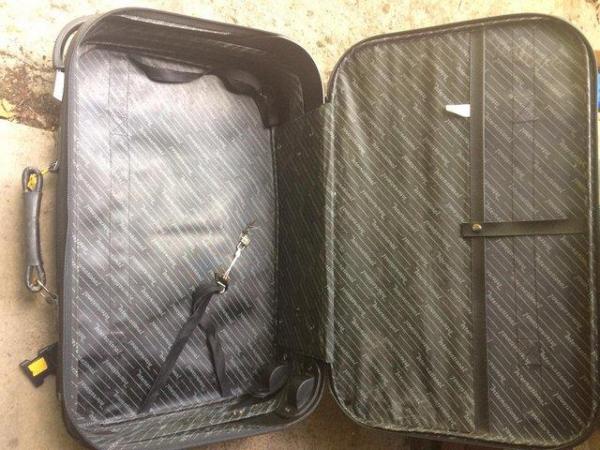 Image 2 of Black suitcase by Club International