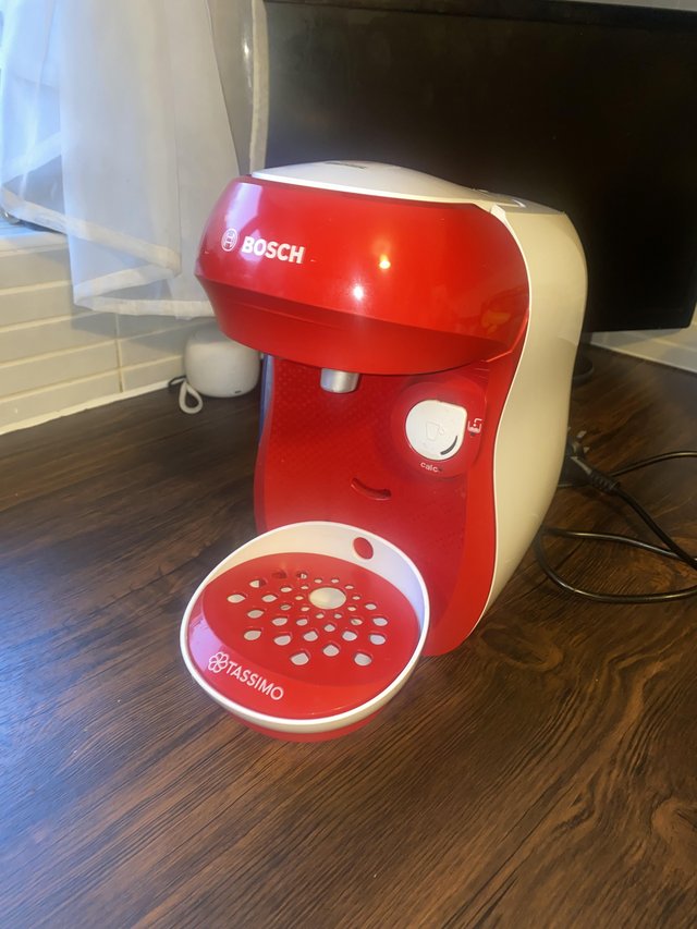 Preview of the first image of Bosch Tassimo coffee machine.