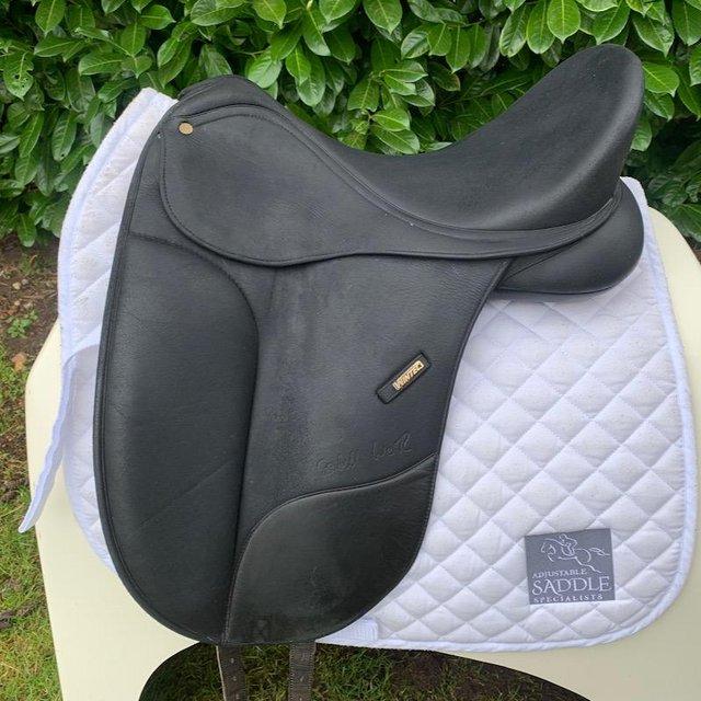 Preview of the first image of Wintec 17.5” Isabell Werth Dressage.