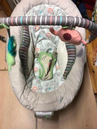 Image 1 of Ingenuity soothing baby bouncer chair me