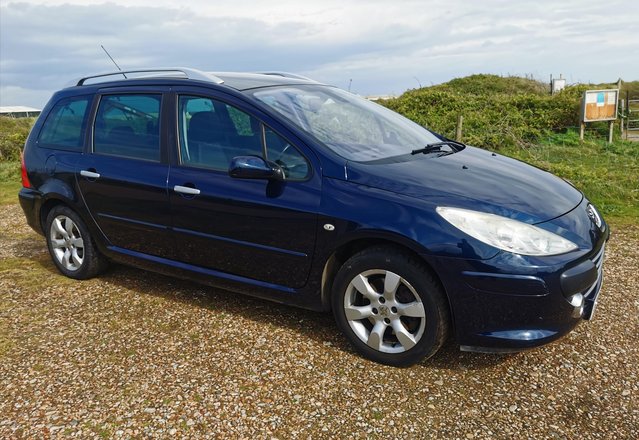 Image 4 of Peugeot 307 SW 2.0 HDI 7 Seater , Estate, 2008