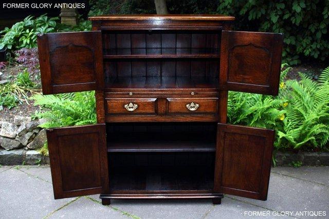 Image 92 of A TITCHMARSH AND GOODWIN OAK WINE CUPBOARD DRINKS CABINET