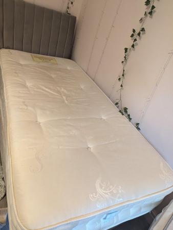 Image 3 of Single bed, orthopedic sprung mattress, bed base & headboard