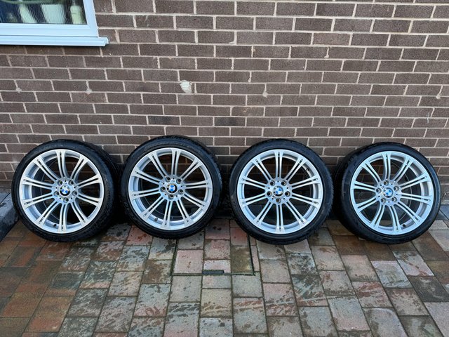 Preview of the first image of GENUINE E92 M3 alloys with tyres.