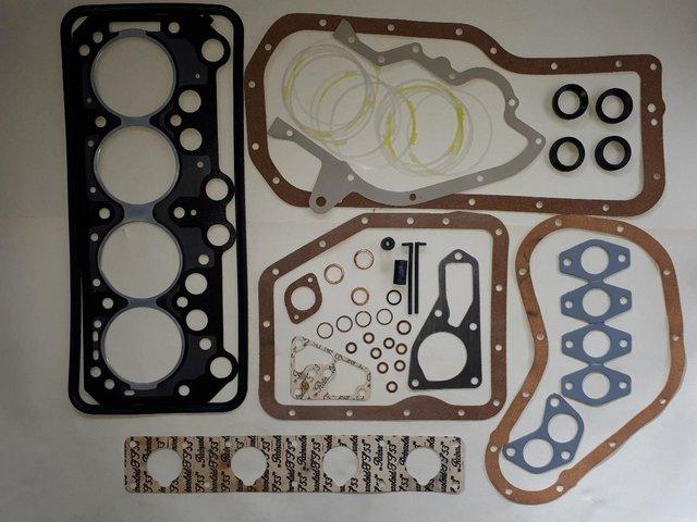 Preview of the first image of PEUGEOT 504 2Ltr 105PS Injection Engine Mod.71 Gasket Set.