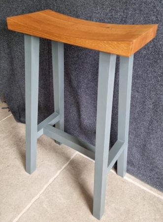 Image 1 of Kitchen Stools x 3 - Garden Trading Tall Clockhouse stools
