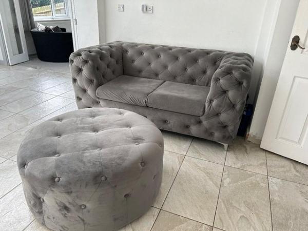 Image 3 of As good as new Sofa for giveaway price