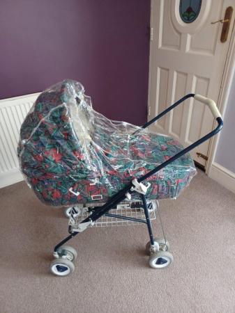 Image 2 of Vintage Mama's and Papa's pram/pushchair combination