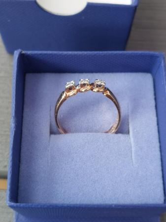 Image 2 of Beautiful gold and diamond ring