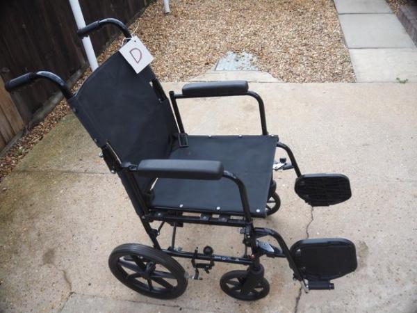 Image 3 of (D) Manual wheelchair Folding Light weight