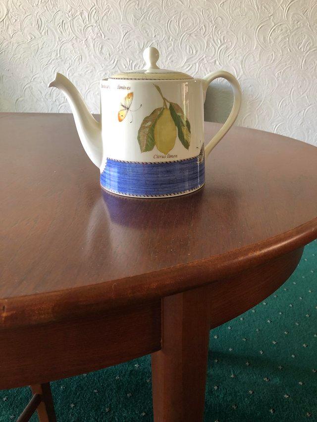 Preview of the first image of Wedgwood Sarah’s Garden tea pot.