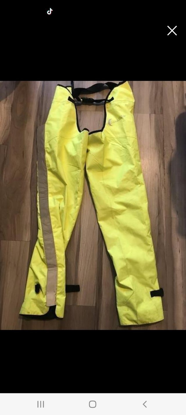 Preview of the first image of Lunar rider hi vis chaps.