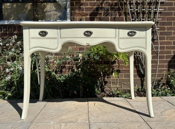 Image 1 of Winsor by Mark Devany Isabel French Style Dressing Table
