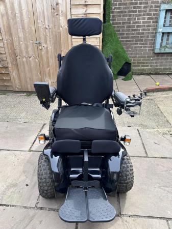 Image 2 of Magic mobility Extreme X8 4x4 powerchair