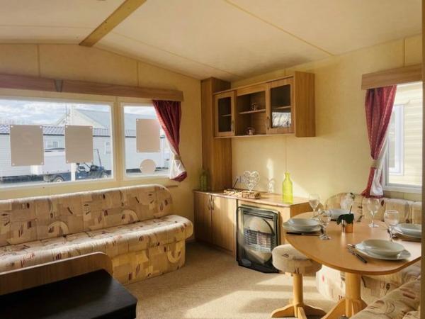 Image 3 of Perfect caravan for first time buyers * sleeps 6 *