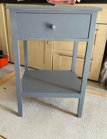 Image 2 of Small grey table with one drawer