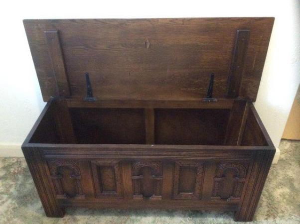Image 4 of Old Charm Rug Chest in Light Oak
