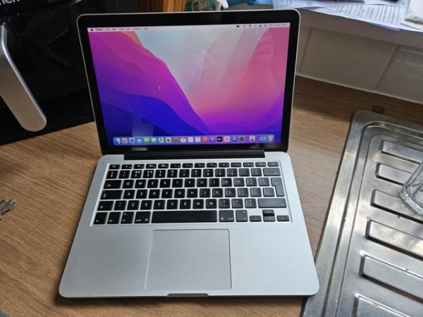 Image 3 of Apple Macbook Pro early 2015 A1502 i5 2.7ghz 8gb rsm