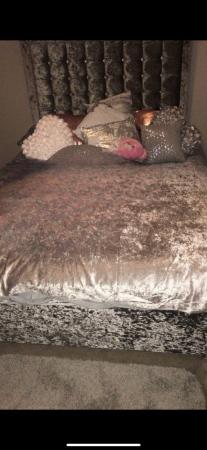 Image 2 of Silver Crushed Velvet Diamonty Bed