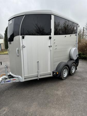Image 2 of Ifor Williams hbx506 horse trailer