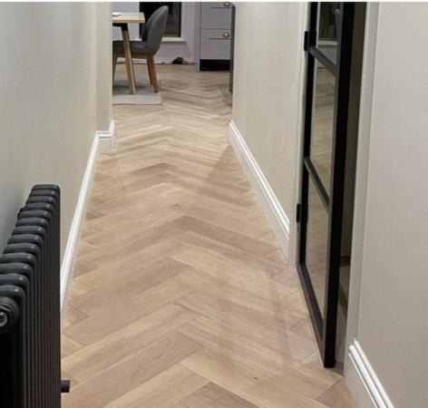 Image 3 of Luxury Oak Flooring (Herringbone)