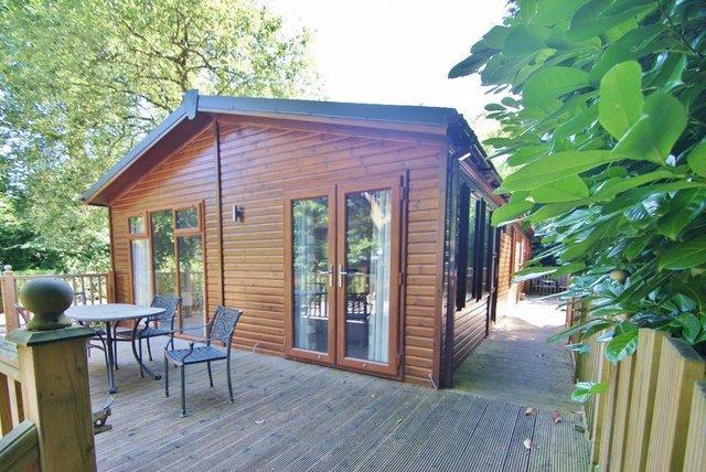 Image 1 of Tempo present this Beautiful Luxury Holiday Lodge