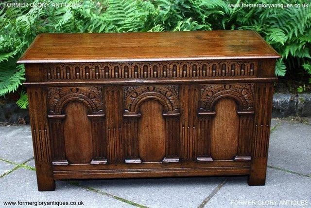 Image 7 of A TITCHMARSH & GOODWIN CARVED OAK BLANKET CHEST BOX TRUNK