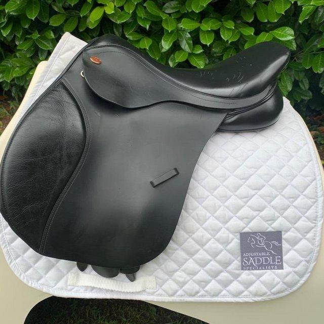 Preview of the first image of Kent and Masters 17 inch flat back saddle.
