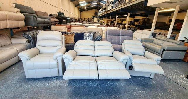 Image 6 of La-z-boy Tulsa grey leather 2 seater sofa and 2 armchairs