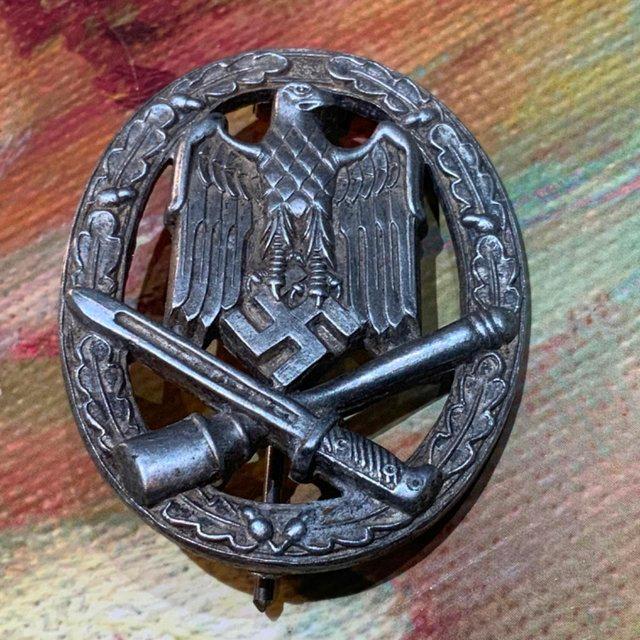 Preview of the first image of German Soldiers 1939-45 combat Badge.