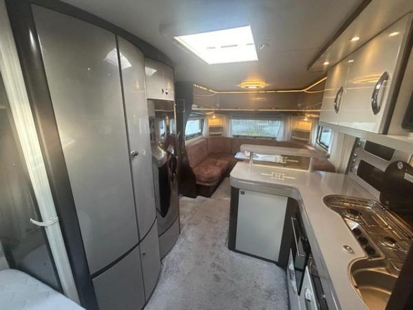 Image 12 of Hobby Premium 560 CFE, 2019, 4 Berth Caravan *Fixed Bed*