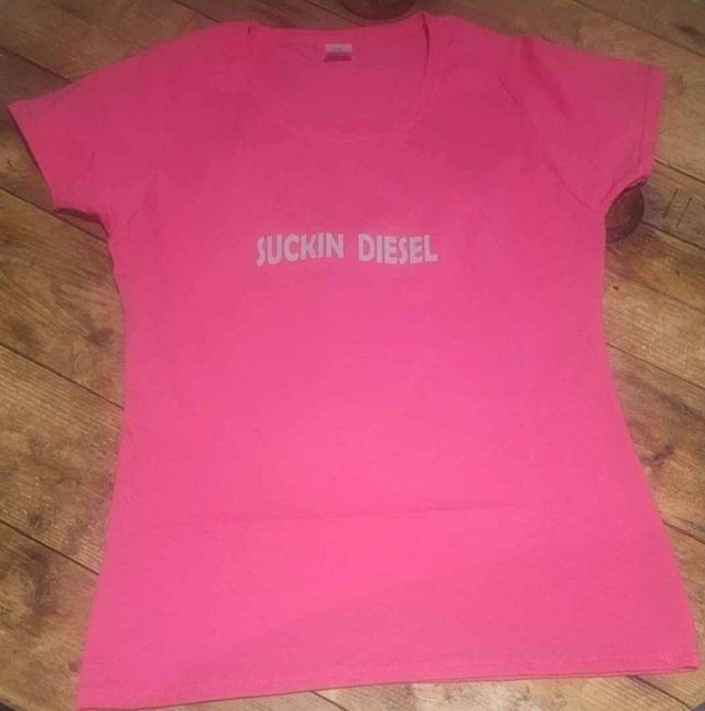 Preview of the first image of Ladies medium pink Tshirt brand new.